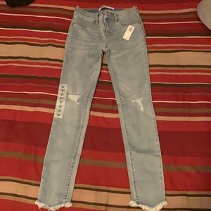 I’m selling Old Navy Ballerina Leggings pant